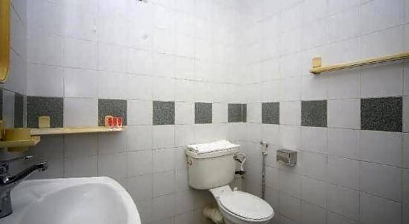 OYO 563 Jockey Lodge Hotel