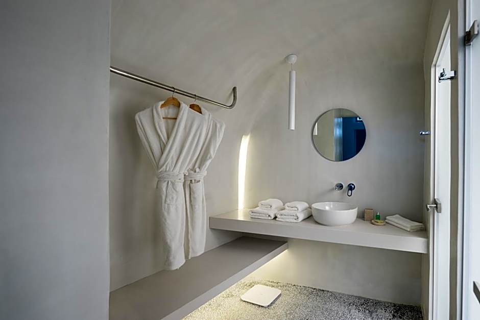 Echoes Luxury Suites