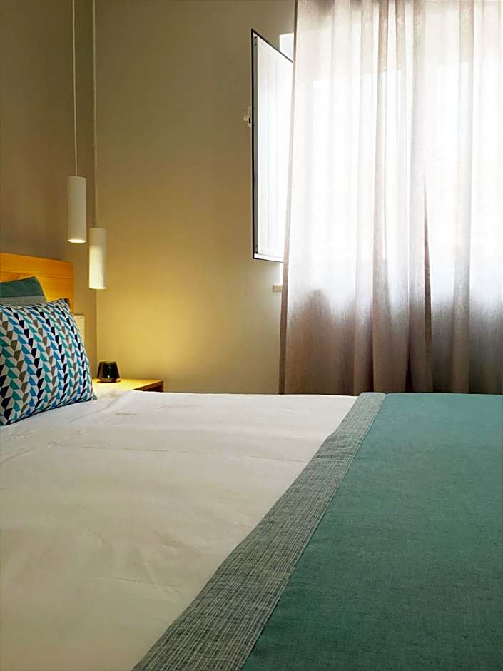 Cardeal Suites & Apartments