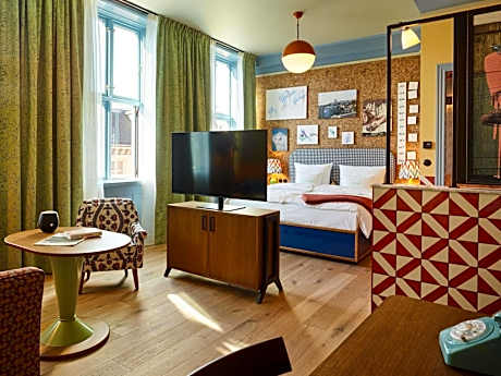 Large Room