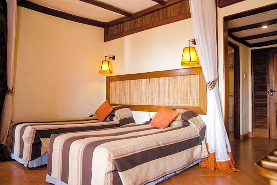 Kilaguni Serena Safari Lodge
