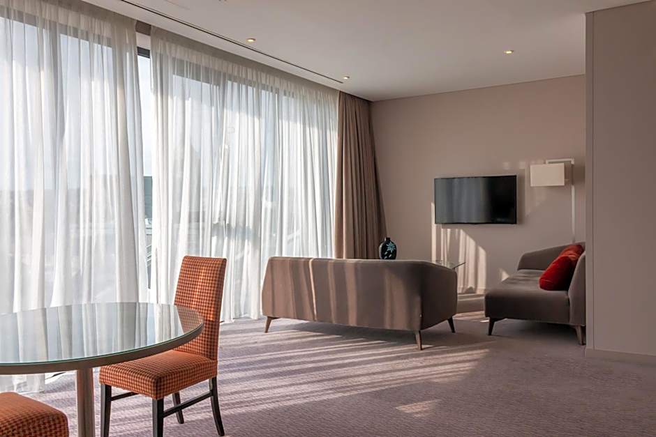 Clayton Whites Hotel