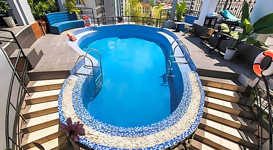 The Sunriver Boutique Hotel Hue