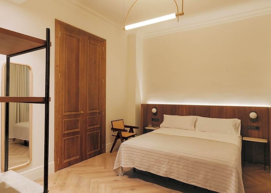 Photo 1 of 6 of Double Room