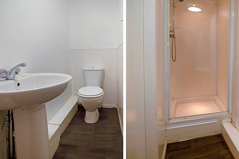 OYO The Longlands Hotel