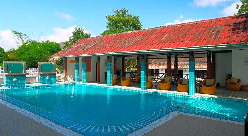 E-Outfitting VangThong Hotel