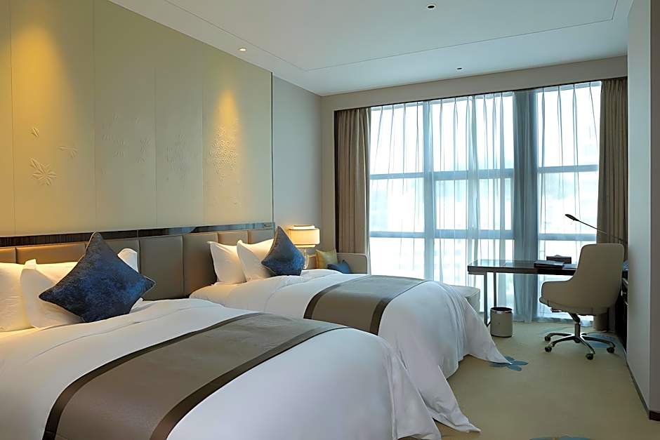 ANTHEA HOTEL