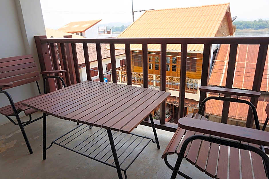 Sri Chiang Khan Hotel