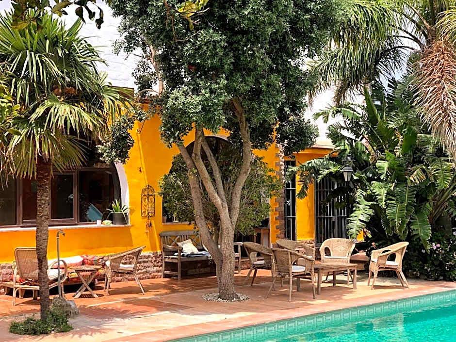 HIGOS CHUMBOS, CASA RURAL COMPARTIDO