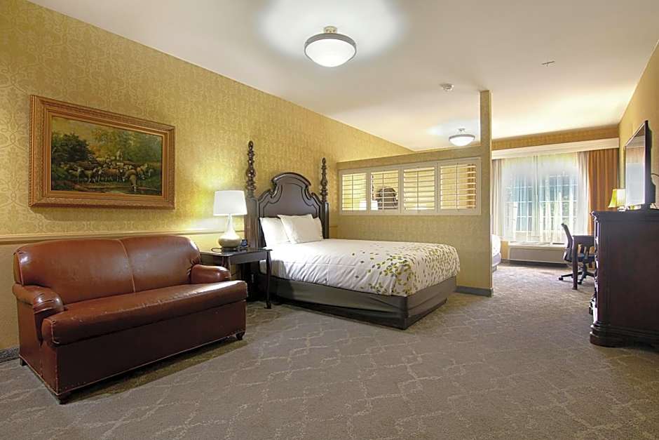 Azure Hotel & Suites Ontario, A Trademark Collection Hotel