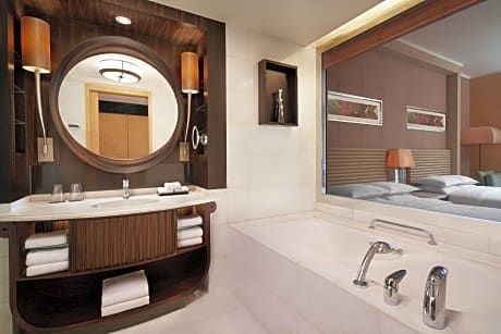 Room, 1 King Bed, City View