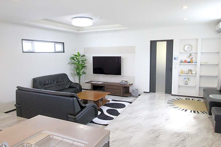 Condominium Felicita Naha