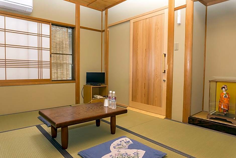 Ryokan Hinomoto Kyoto Kawaramachi