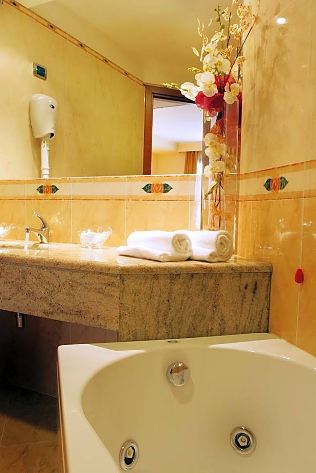 Luna Hotel Motel Lago Maggiore Arona