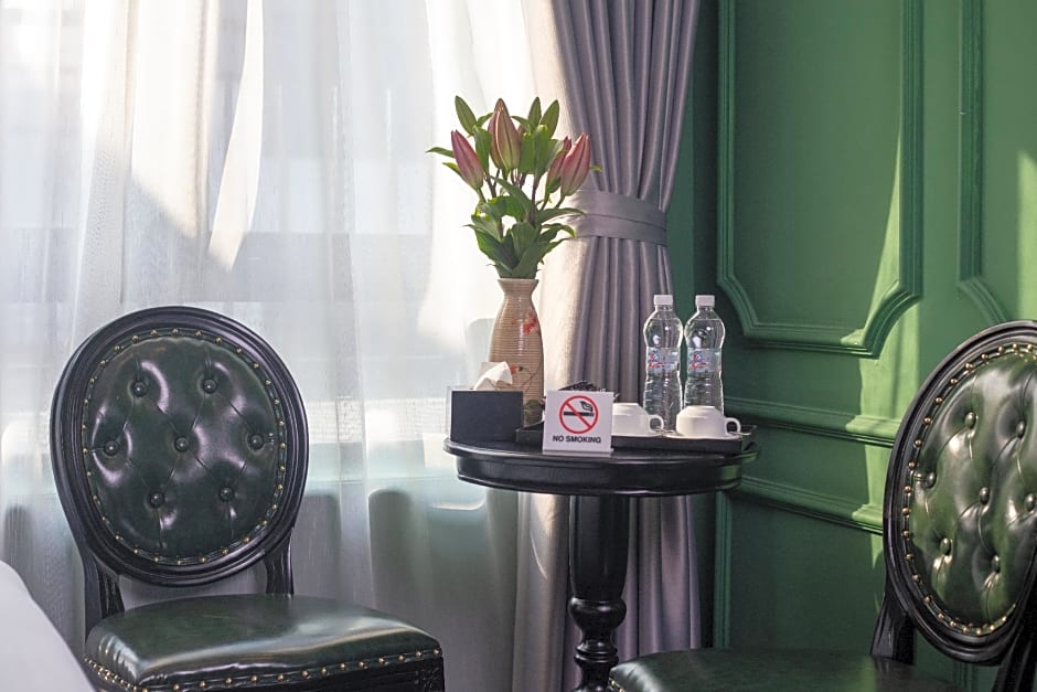 Madelise Adora Hotel and Travel