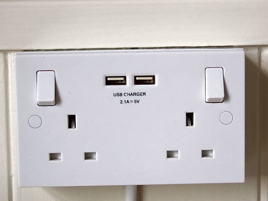 Shannonside House N37HF67