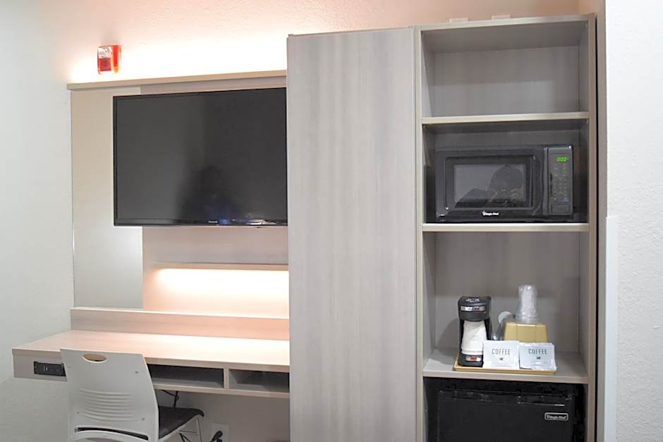 Microtel Inn & Suites by Wyndham Raleigh