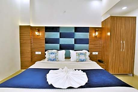 Hotel sallow International-Near Golden Temple