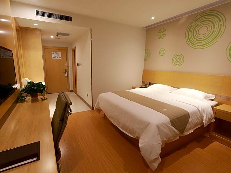 GreenTree Inn Anyang Neihuang County Zaoxiang Avenue