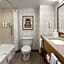 Hampton Inn Staunton