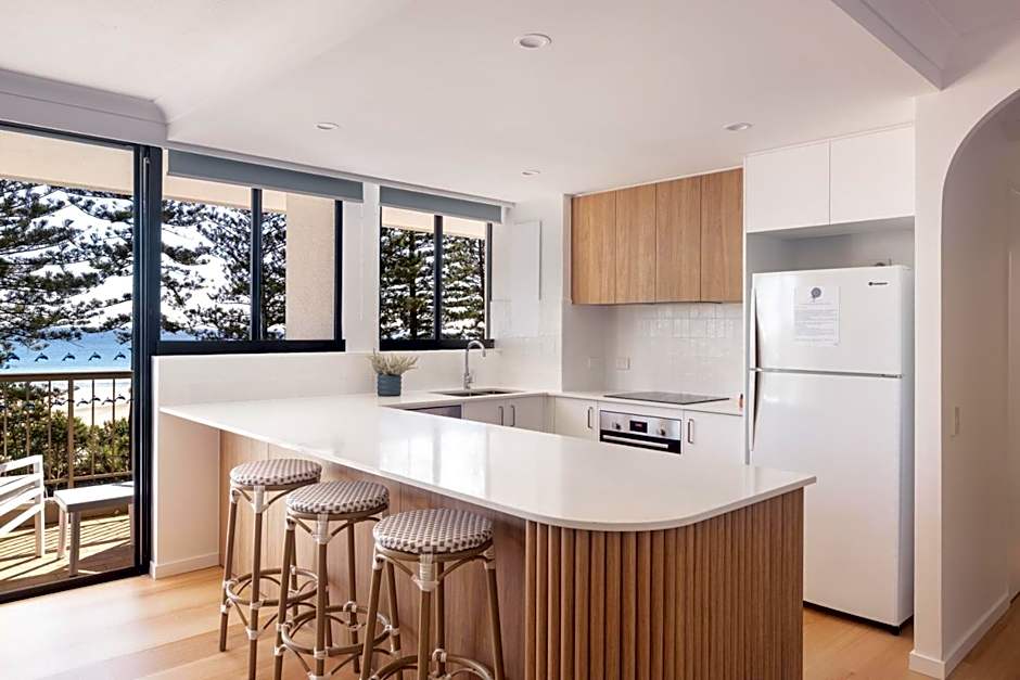 Columbia Beachfront Apartments on Rainbow Bay