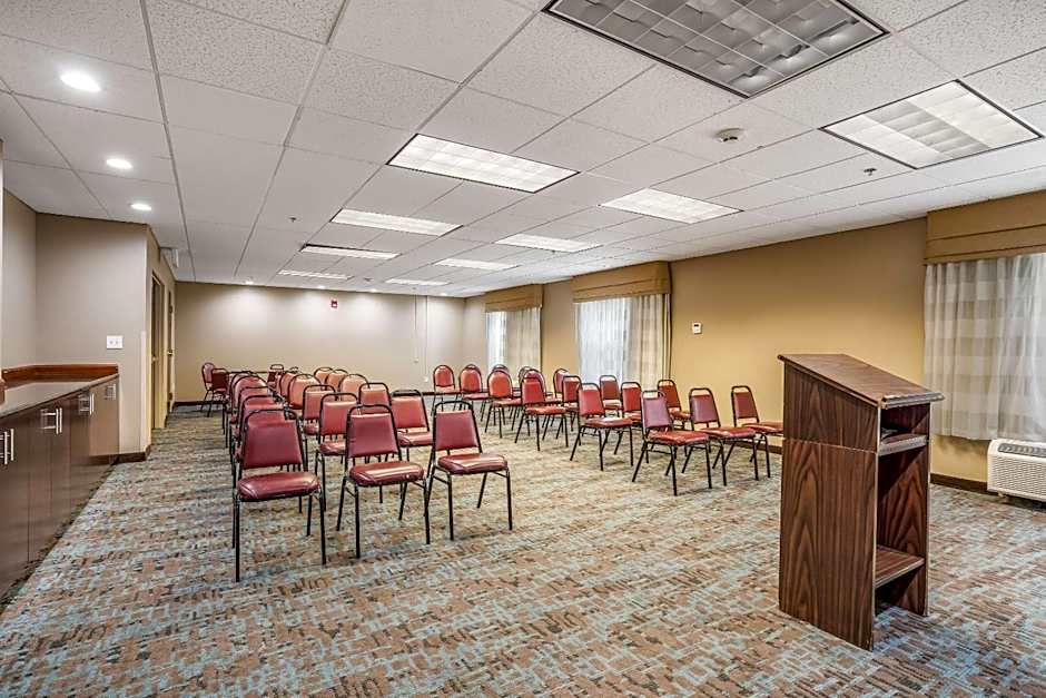 Sleep Inn & Suites Jacksonville near Camp Lejeune