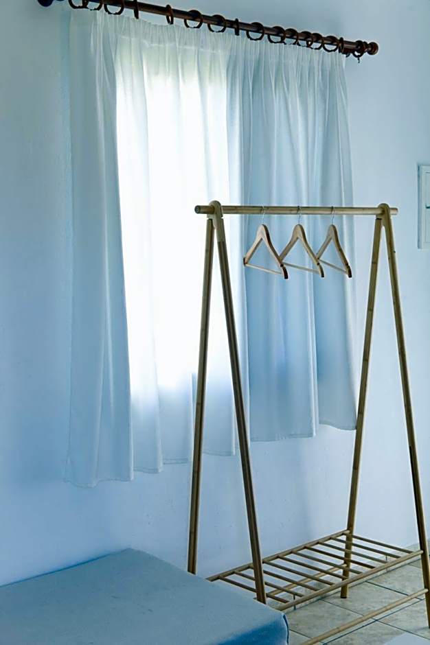 Koukounari Apartments