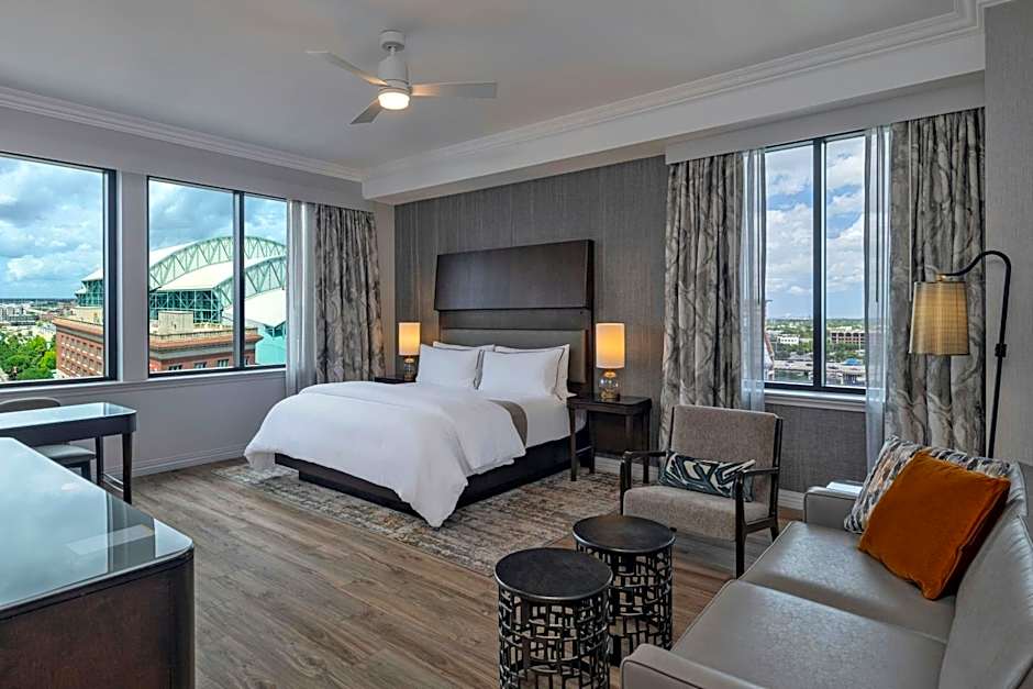 Westin Houston Downtown