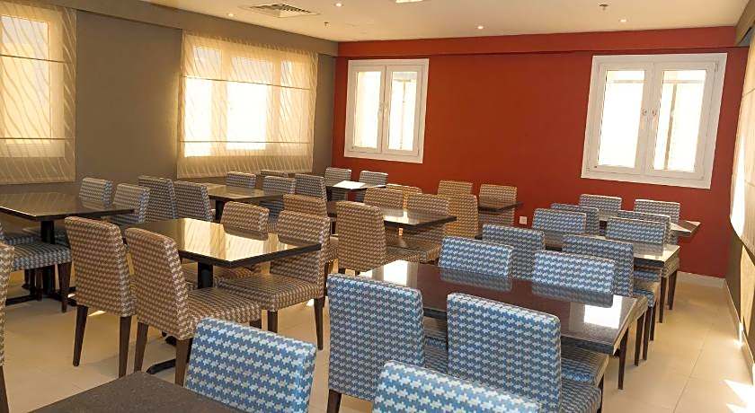 Florida Square Hotel