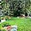 Country Club La Mesteceni