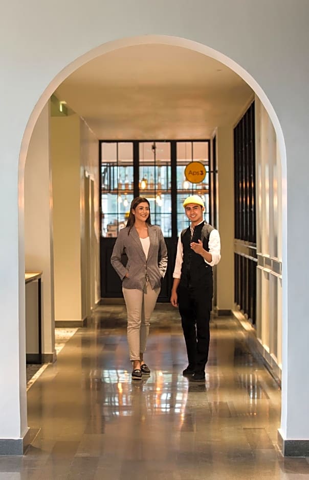 Kampi Hotel Tunjungan - Surabaya