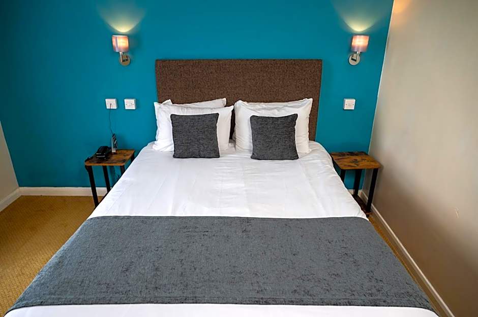 Rising Sun Hotel by Greene King Inns