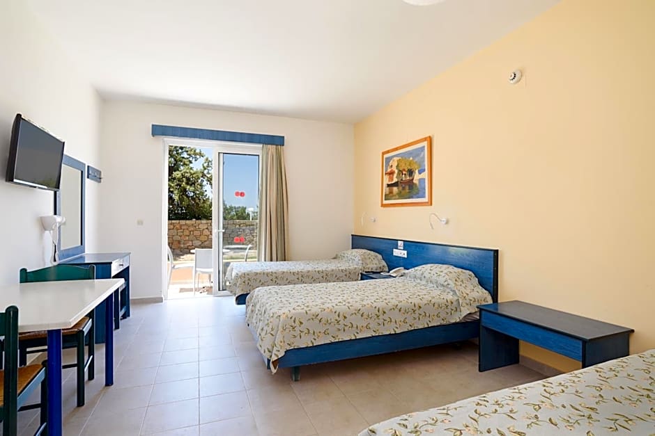 Matina Pefkos Aparthotel