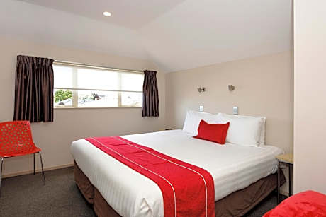 Two-Bedroom Apartment - Top Floor