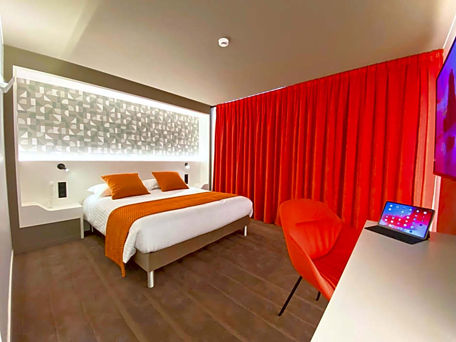 Brit Hotel Du Parc - Fougères