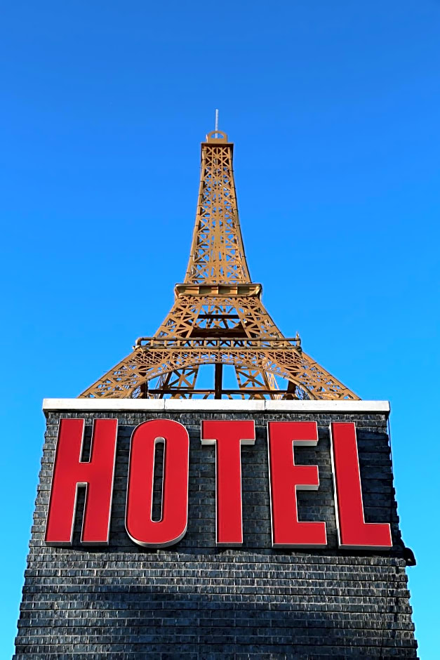 Paris Suites Hotel