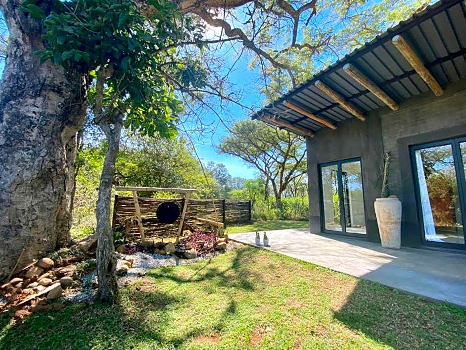 Crocodile Sands River Lodge