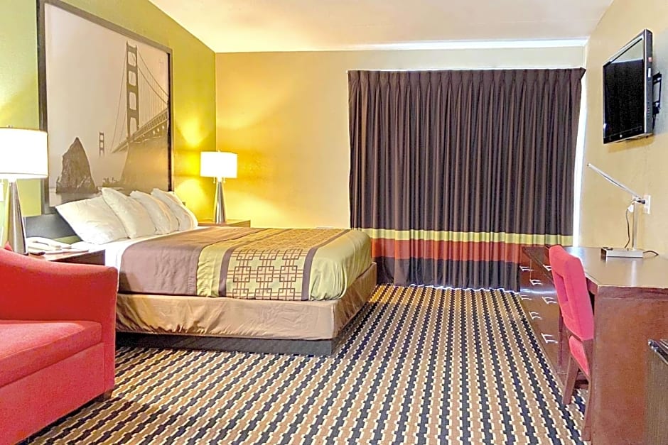 Super 8 by Wyndham Rocky Mount I-95 EXIT 145