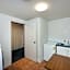 Belconnen Way Hotel & Serviced Apartments