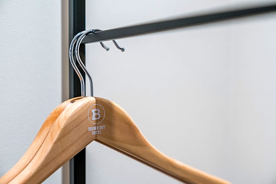 Brown Dot Gangneung Gyeongpo