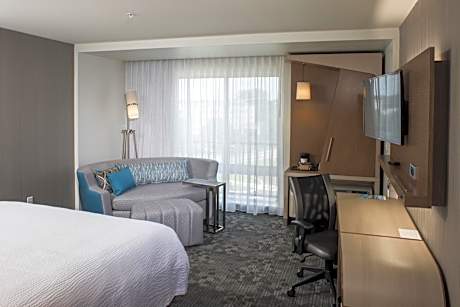 King Room with Sofa Bed