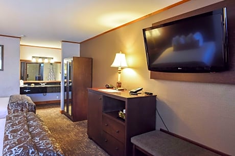 SUITE-2 QUEEN BEDS,NSMK,LAKEFRONT,SOFABED,FULL BREAKFAST