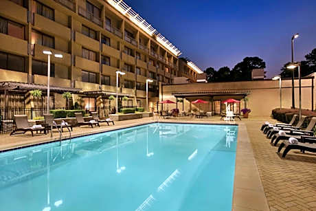 DoubleTree By Hilton Hotel Atlanta Ne/Northlake