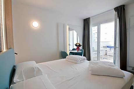 Junior Suite with Jacuzzi and Sauna - Annex Building