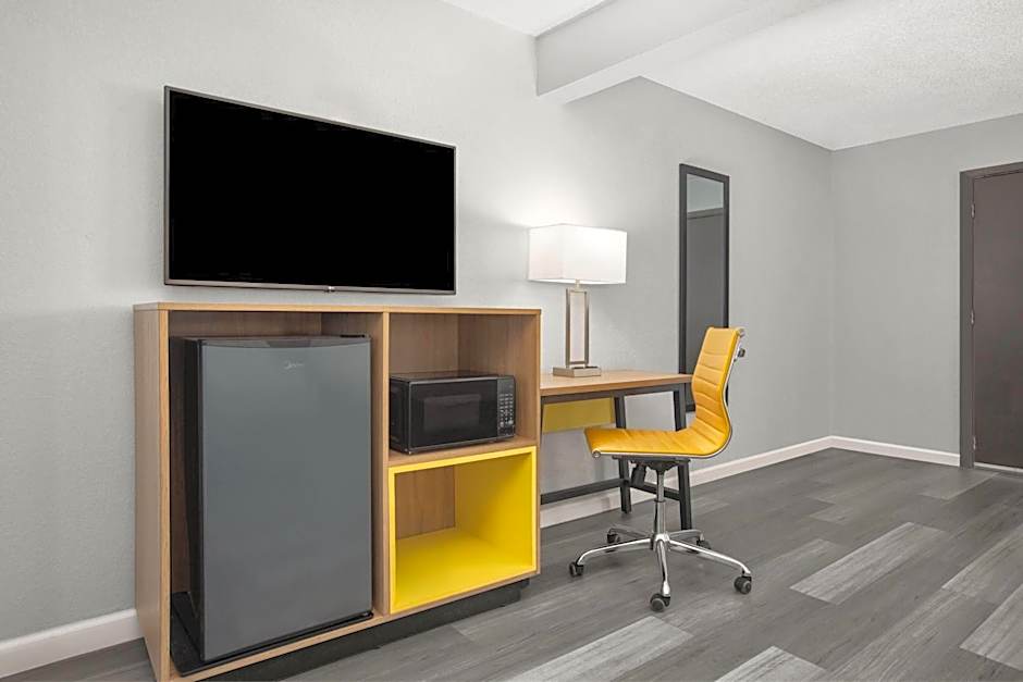 Days Inn By Wyndham Gatesville