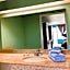 OYO Hotel Dundee By Crystal Lake