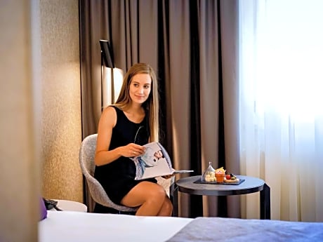 Double Room - Newly Renovated
