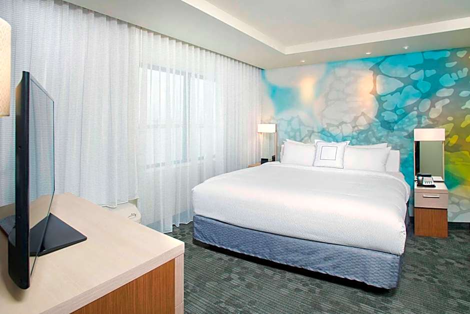 Courtyard by Marriott Redwood City