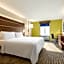Holiday Inn Express & Suites Philadelphia - Mt. Laurel by IHG
