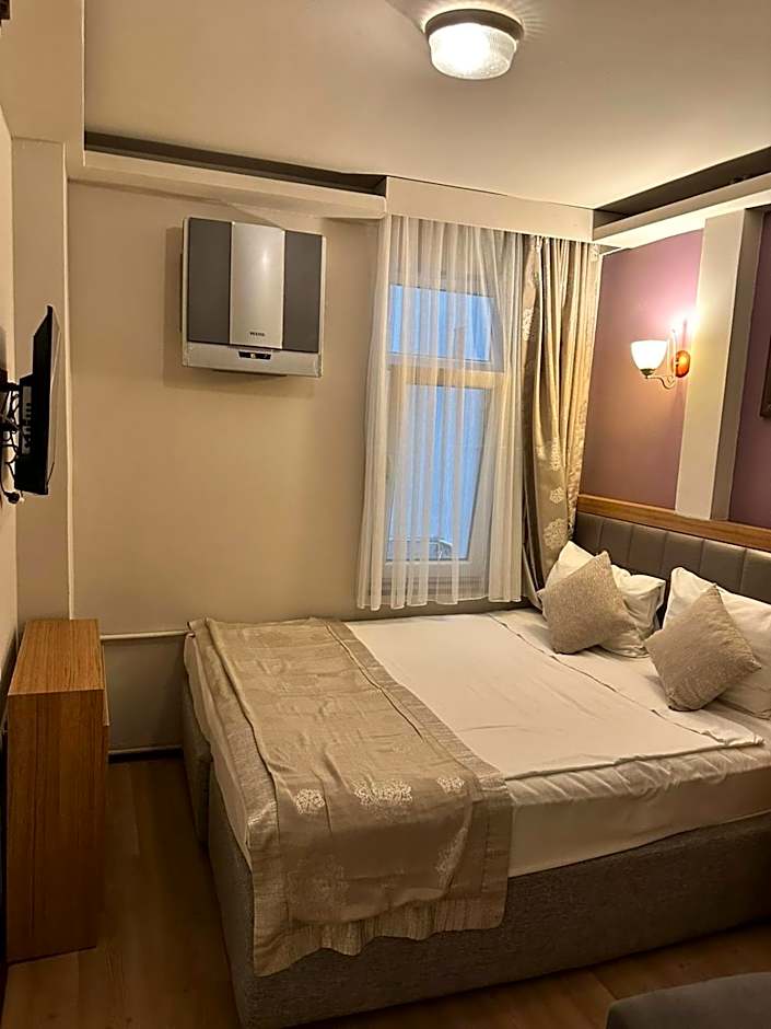 Photo 1 of 5 of Small Double Room